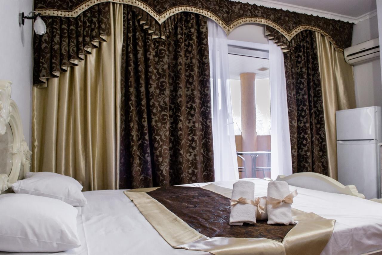 Hotel Beauty Complex Berehove  Esterno foto