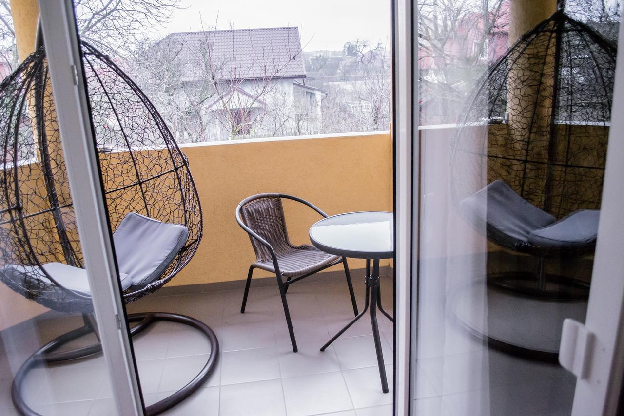 Hotel Beauty Complex Berehove  Esterno foto