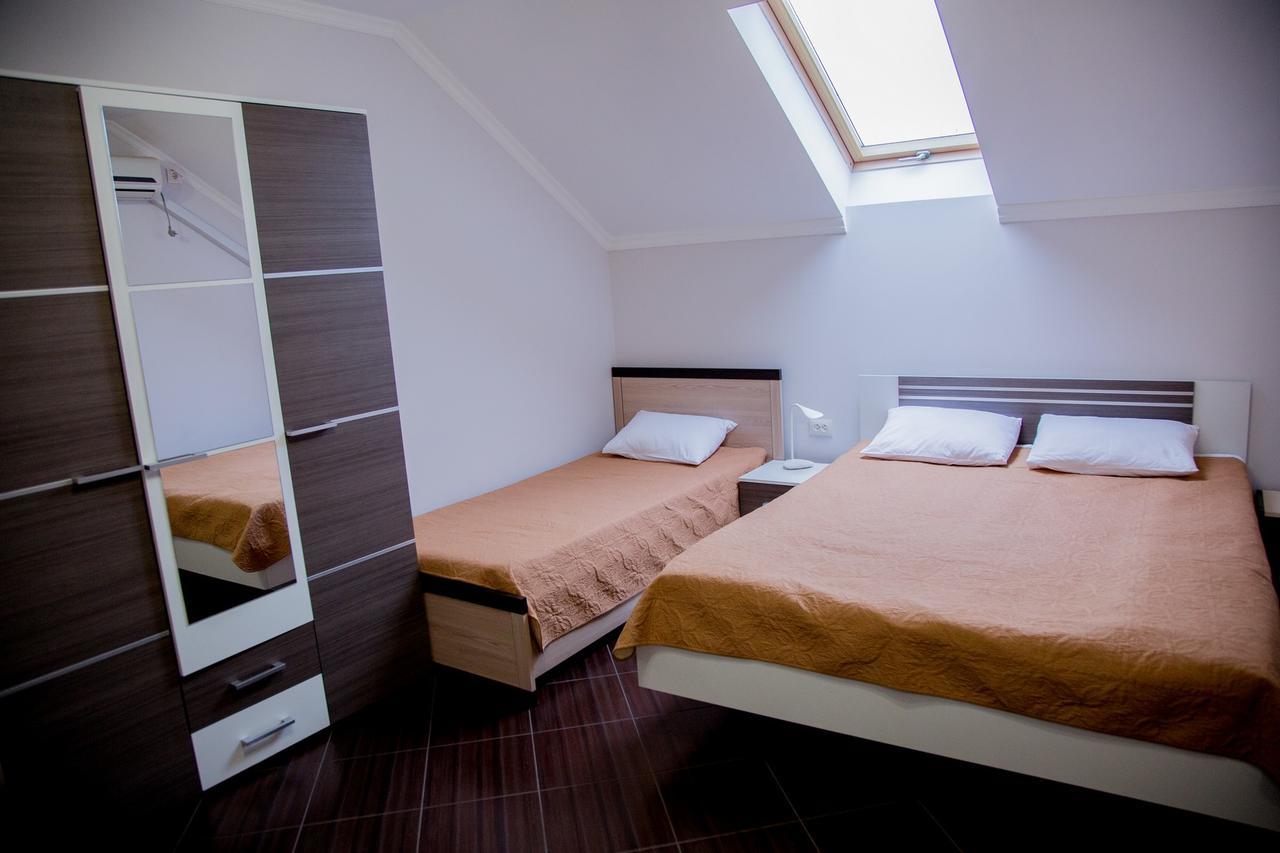 Hotel Beauty Complex Berehove  Esterno foto